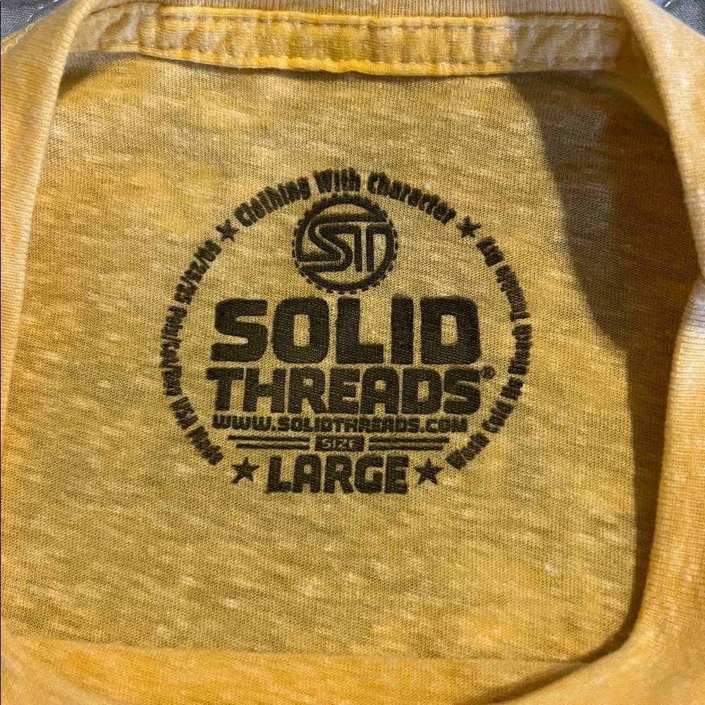 Solid Threads Men tshirt as seen on Outer Banks! - Picture 3 of 3